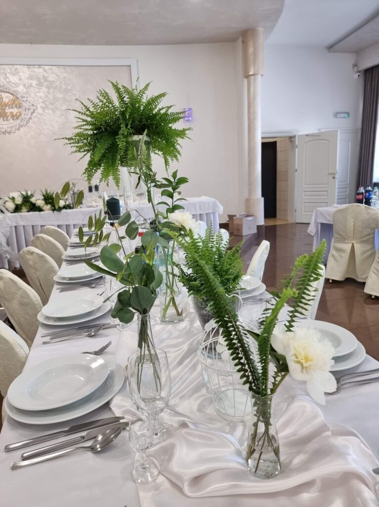 Dekoracje sal weselnych