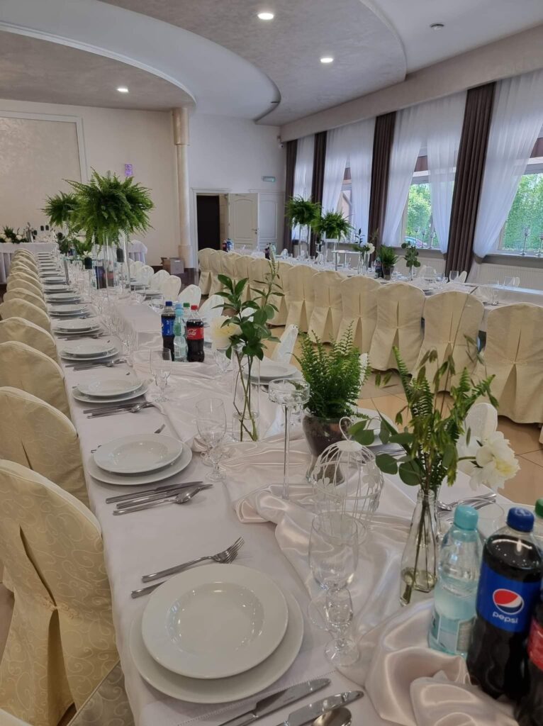 Dekoracje sal weselnych